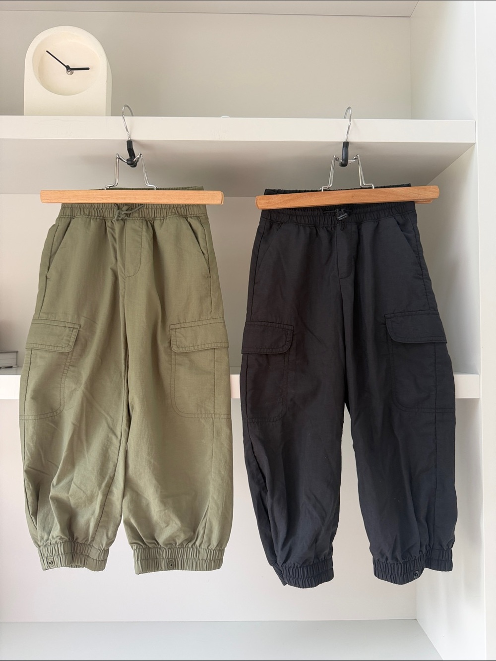 Kids Casual Elastic-Waist Cargo Pants - Olive and Black